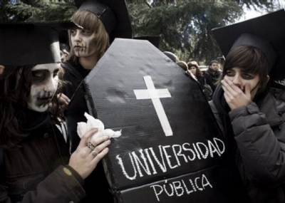 funeral-universidad-publica